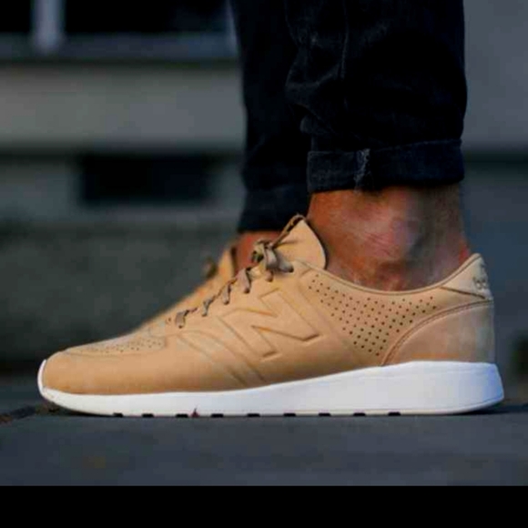 New balance men's 8 women's 9.5 beige shoes
